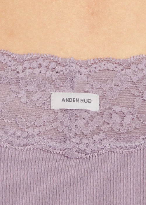 XXL 經典純色．窄版V蕾絲高腰三角內褲(罌栗粉)