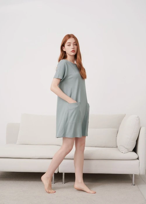 連身_Soft Clouds．吸濕排汗A-Line短袖口袋睡衣(鐵灰綠)