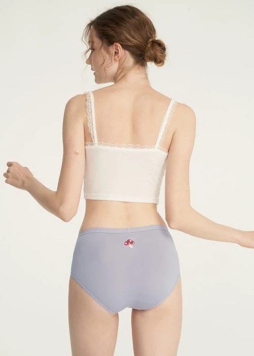 抗菌系列．中腰三角內褲(丁香灰紫-刺繡蘑菇)