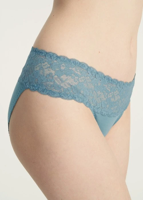 抗菌系列．抓皺蕾絲中腰三角內褲（海霧藍）