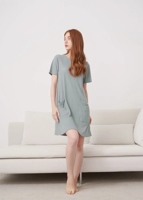 連身_Soft Clouds．吸濕排汗A-Line短袖口袋睡衣(鐵灰綠)