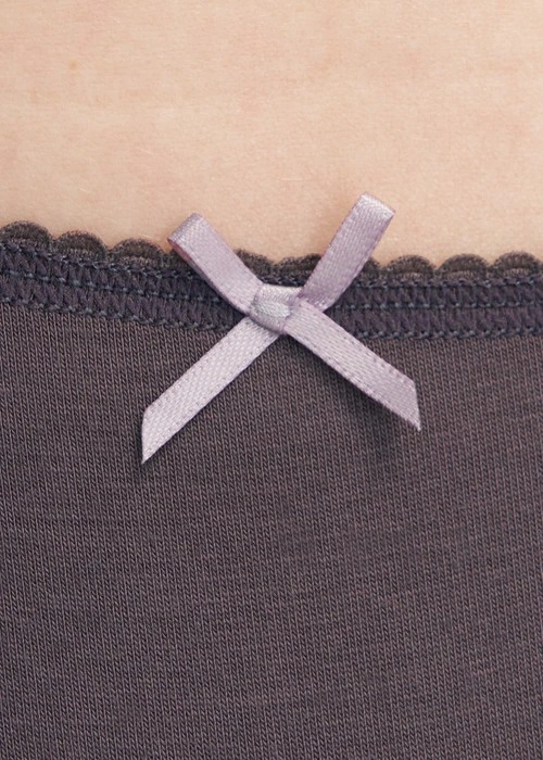 XXL 愛麗絲系列．花邊中腰三角內褲(石英紫-俏皮柴郡貓)