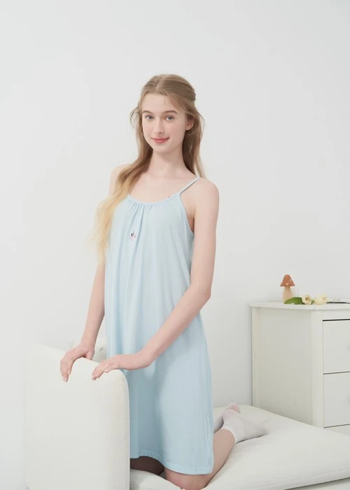 連身_愛麗絲系列．吸濕排汗蝴蝶結肩帶睡衣(夢幻藍-刺繡小牡蠣)