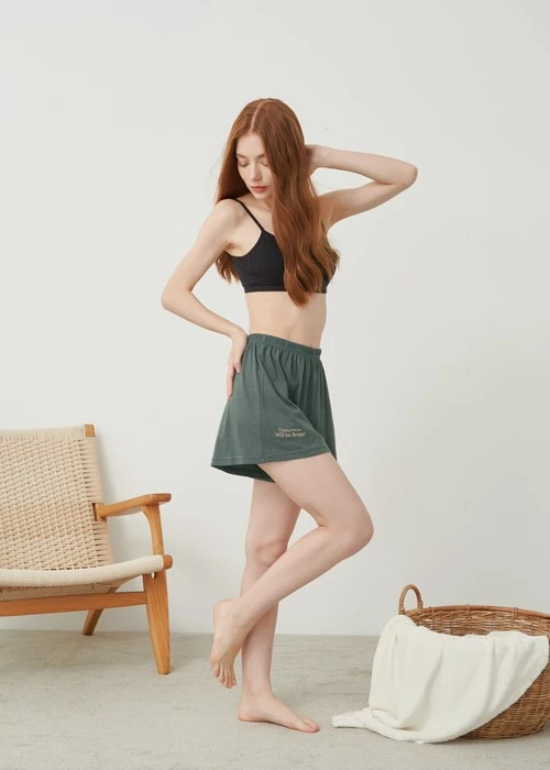 下身_Soft Clouds．吸濕排汗緊帶居家短褲(風暴灰-刺繡明天更好)