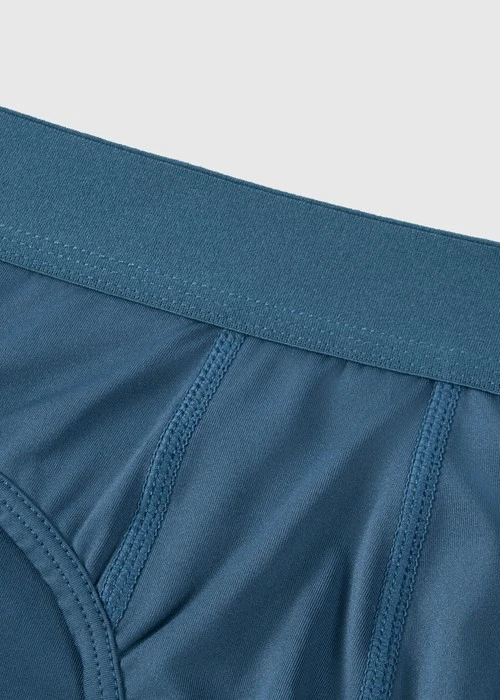 男款_吸濕排汗機能系列．腰帶三角內褲（深潛藍）