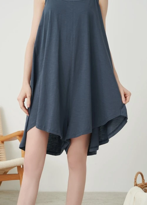 連身_Soft Clouds．純棉後綁帶寬鬆肩帶連身褲(隱夜藍)