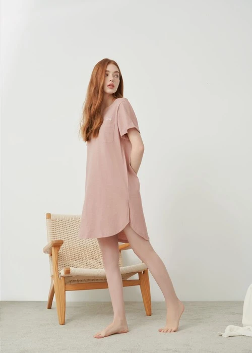 連身_Soft Clouds．純棉反摺短袖口袋開叉睡衣(隱夜藍)