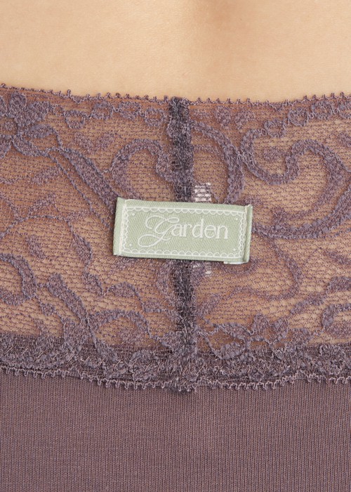 春日輕吻．V蕾絲中腰三角內褲(雨霧紫-花園織標)