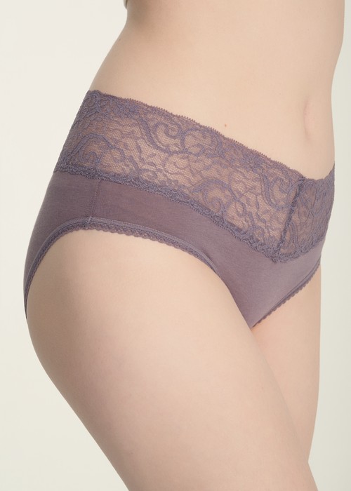 抗菌系列．V蕾絲中腰三角內褲(風信紫)