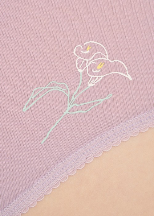 Flower Valley．花邊高腰三角內褲（風信紫-線條海芋）