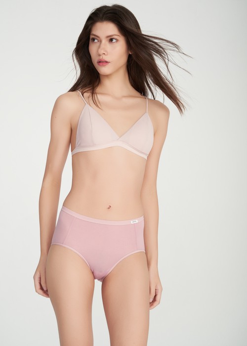 冰絲涼感抗菌．高腰三角內褲(冰島綠)