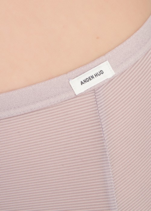 冰絲涼感抗菌．高腰三角內褲（雲灰紫）