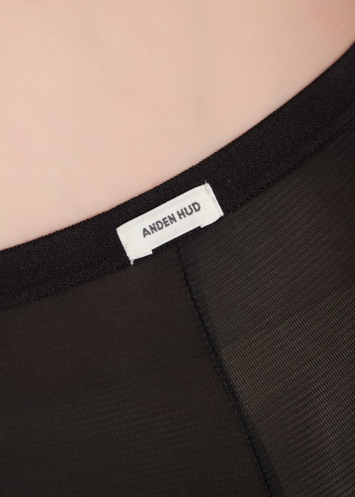 冰絲涼感．高腰生理褲（黑）