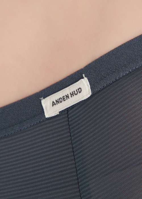 冰絲涼感．高腰生理褲（冰川藍）