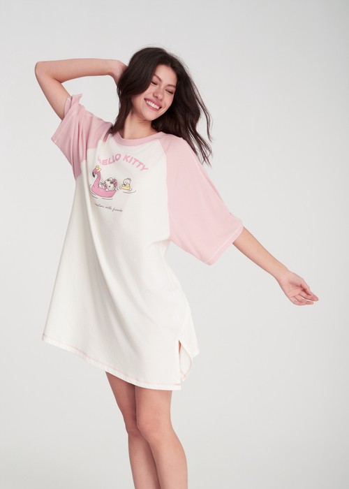 連身_Hello Kitty系列．拉格蘭飾線五分袖睡衣(黑色-曬黑)