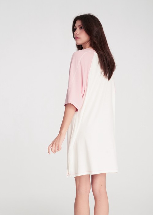 連身_Hello Kitty系列．拉格蘭飾線五分袖睡衣(黑色-曬黑)