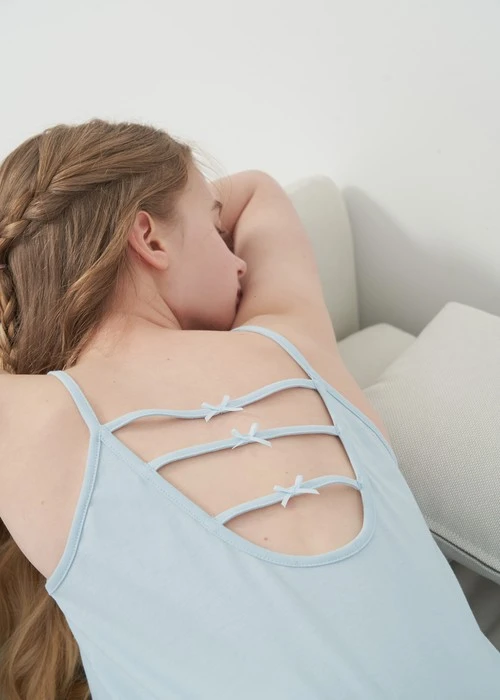 連身_愛麗絲系列．吸濕排汗蝴蝶結肩帶睡衣(夢幻藍-刺繡小牡蠣)