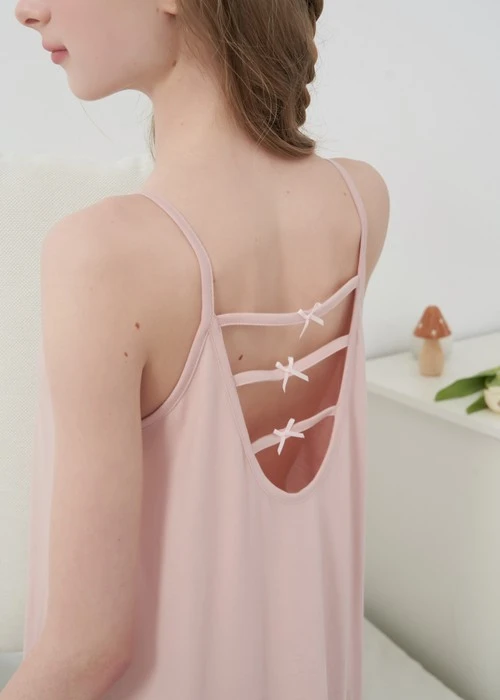 連身_愛麗絲系列．吸濕排汗蝴蝶結肩帶睡衣(夢幻藍-刺繡小牡蠣)