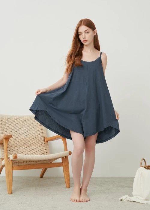 連身_Soft Clouds．純棉後綁帶寬鬆肩帶連身褲(隱夜藍)