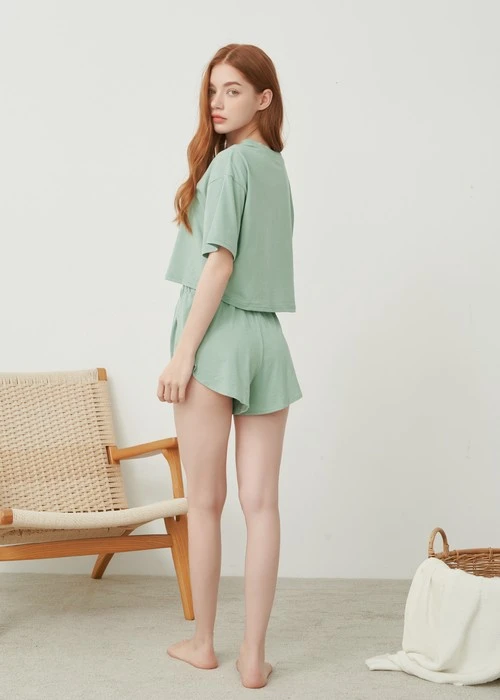 下身_Soft Clouds．吸濕排汗褲脇大叉居家短褲(風暴灰)