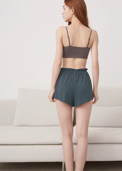 下身_Soft Clouds．密拷邊荷葉短褲(流光藍)