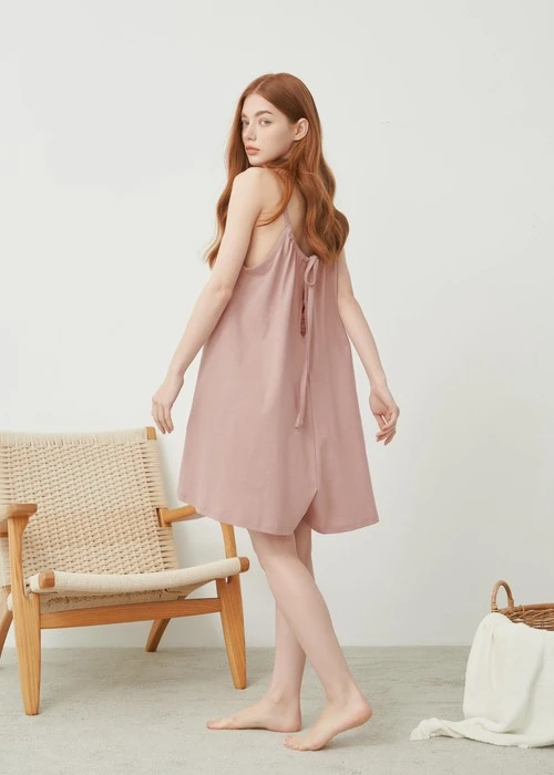 連身_Soft Clouds．純棉後綁帶寬鬆肩帶連身褲(隱夜藍)