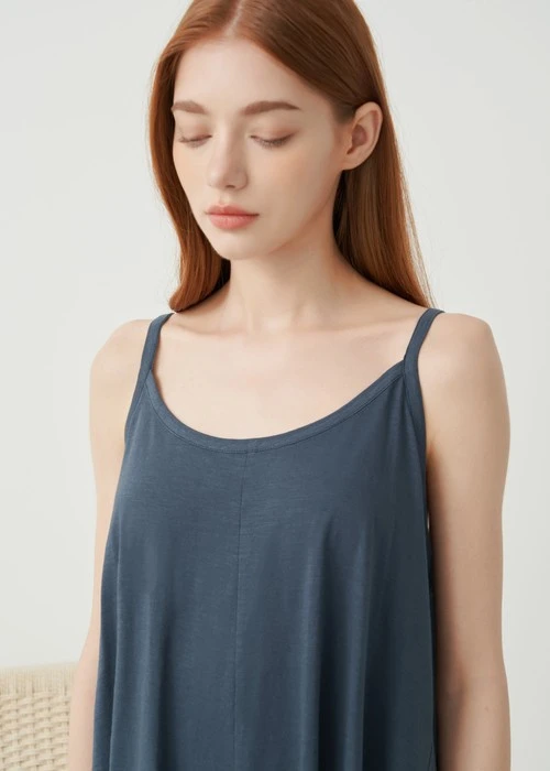 連身_Soft Clouds．純棉後綁帶寬鬆肩帶連身褲(隱夜藍)