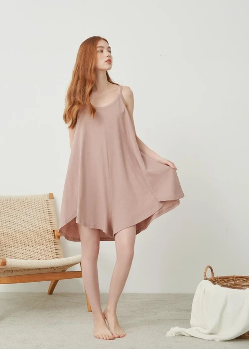 連身_Soft Clouds．純棉後綁帶寬鬆肩帶連身褲(隱夜藍)