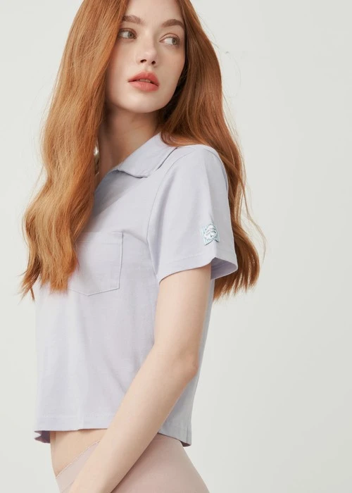 上衣_Soft Clouds．吸濕排汗襯衫領短版短袖上衣（輕霧紫）