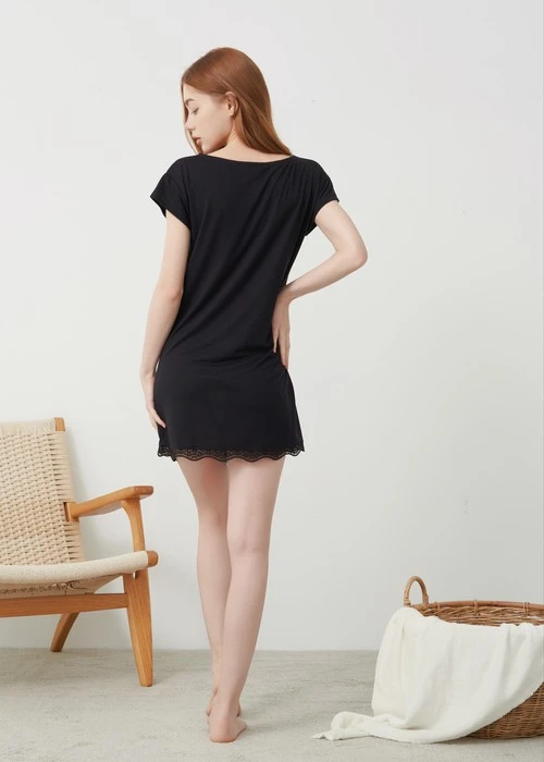 連身_Soft Clouds．蕾絲拼接居家短袖睡衣(沁水藍-愛自己)