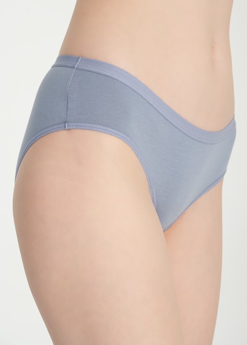 經典純色．緊帶中腰三角內褲（琉璃藍）