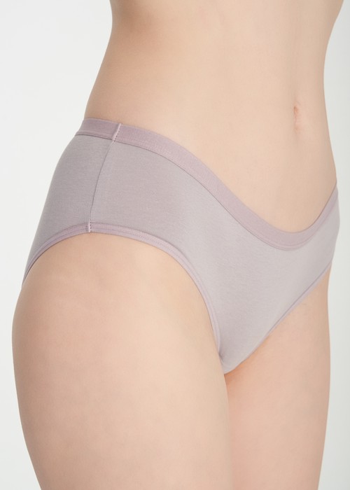 夏日呢喃．緊帶中腰三角內褲（鳶尾紫）