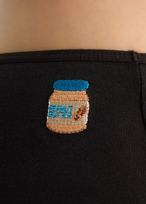 抗菌系列．細邊中腰三角內褲（黑-刺繡花生醬）