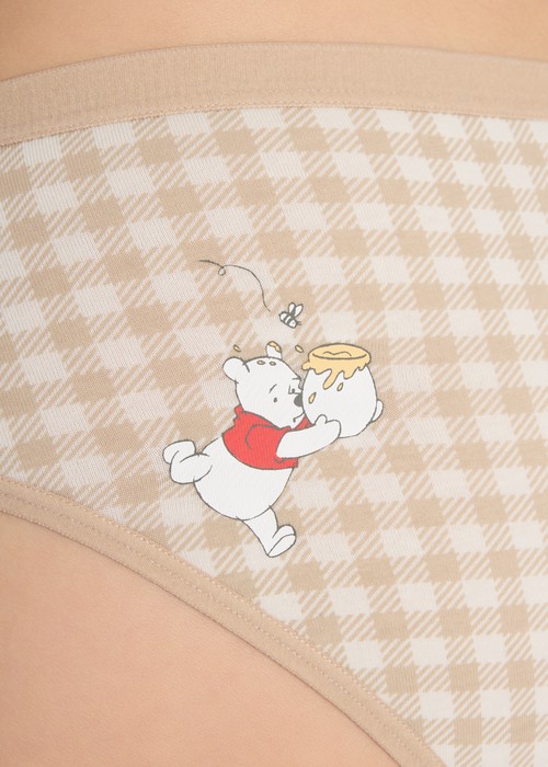 XXL 小熊維尼系列．緊帶中腰三角內褲（奶咖格-逃跑維尼）