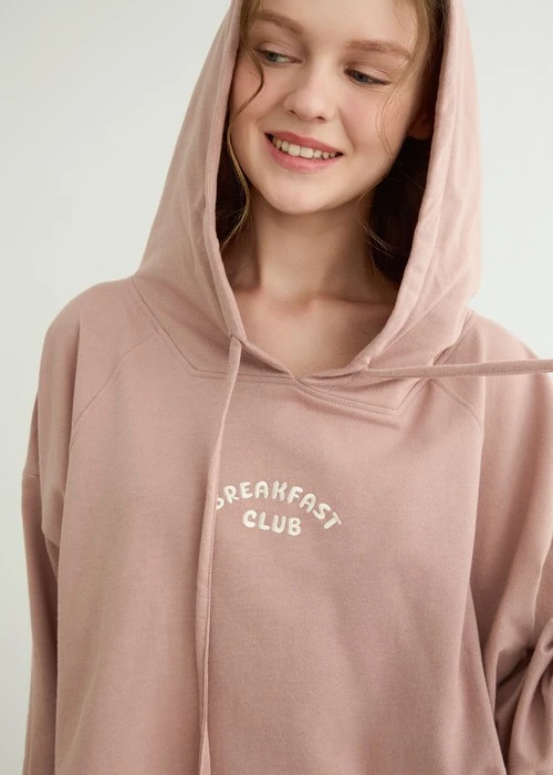 上衣_早晨時光．穿繩連帽長袖睡衣(灰麻藍-刺繡 Breakfast Club)
