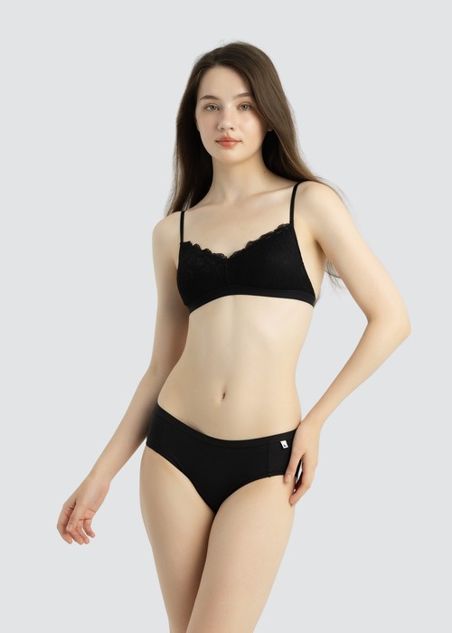 Special Day．Mid Rise Cotton Period Brief Panty（Black）