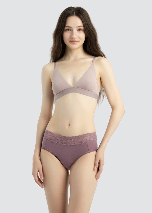 Classic．High Rise Cotton Lace Waist Period Brief Panty（Grape Shake）