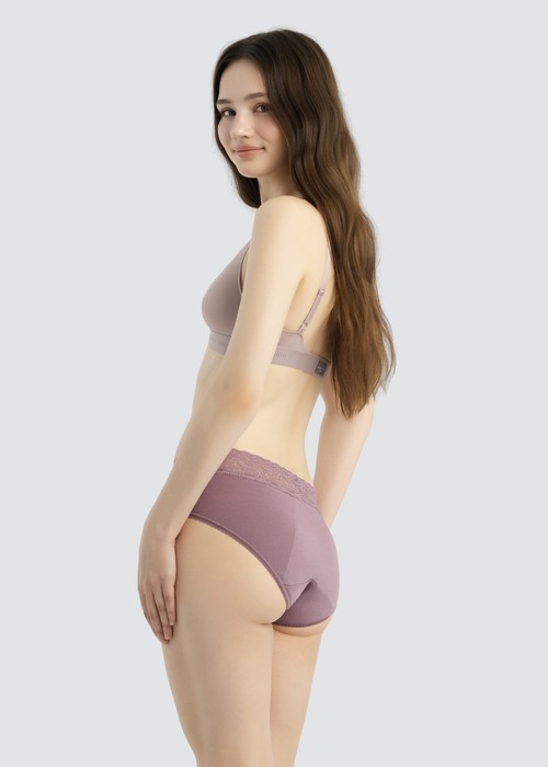 XXL Classic．High Rise Cotton Lace Waist Period Brief Panty（Grape Shake）