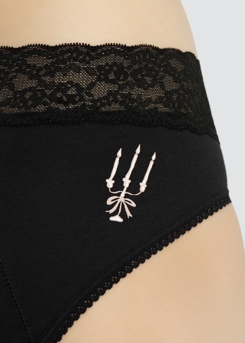 Special Day．Mid Rise Cotton Lace Waist Period Brief Panty（Black）