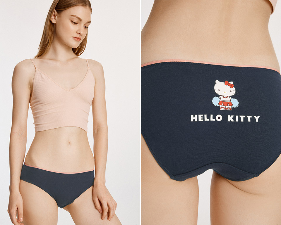 Hello Kitty經典系列．花邊2/3包臀中腰三角內褲(深藍-啦啦隊)