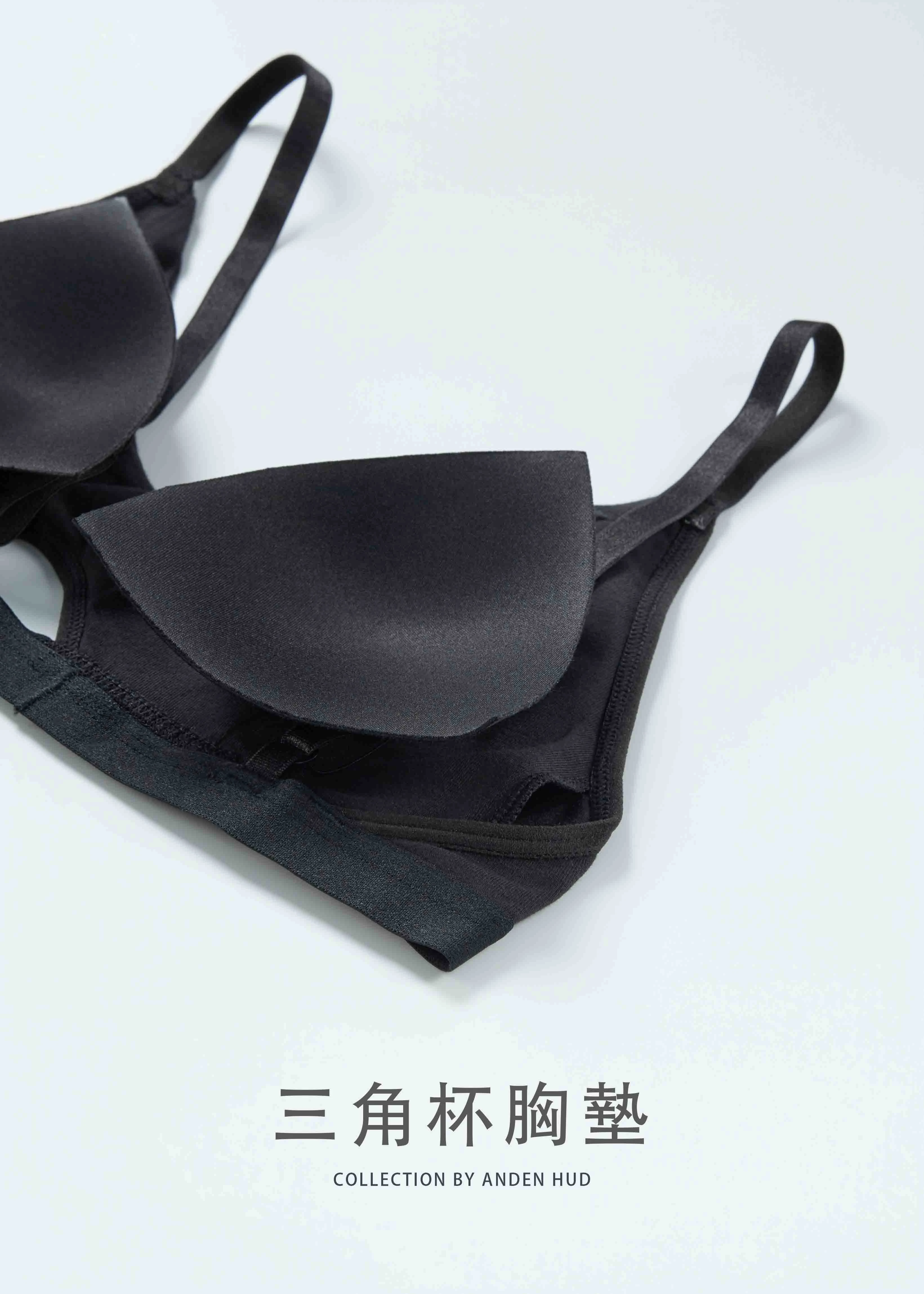 Happy Ever After．簍空寬緊帶 Bra Top(黑色)